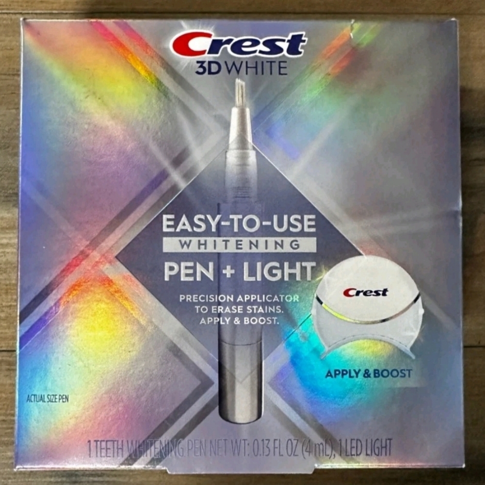 Crest 3D White Easy To use Whitening Pen + LED Light Apply & Boost EXP: 08/31/26